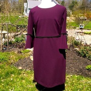 Tommy Hilfiger Burgundy and Black Bell Sleeved Dress Size
